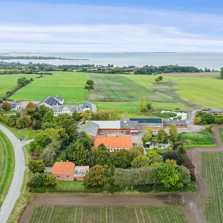 750 M2 Countryside Idyll With Activity Farmház *