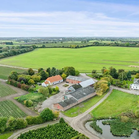 750 M2 Countryside Idyll With Activity Farmház