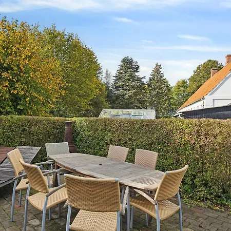 750 M2 Countryside Idyll With Activity Farmház Haderslev