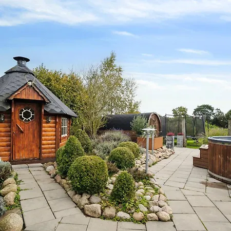 750 M2 Countryside Idyll With Activity * Haderslev