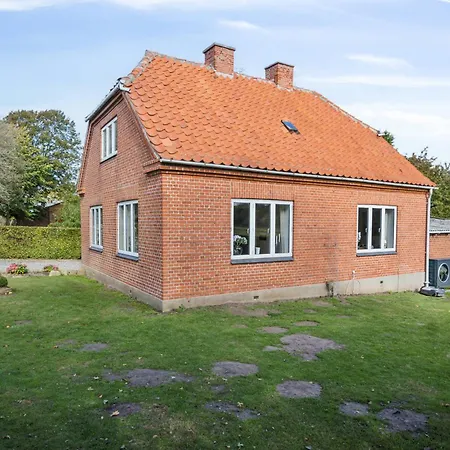 750 M2 Countryside Idyll With Activity Farmház