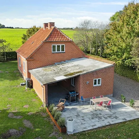 Farmház 750 M2 Countryside Idyll With Activity Haderslev